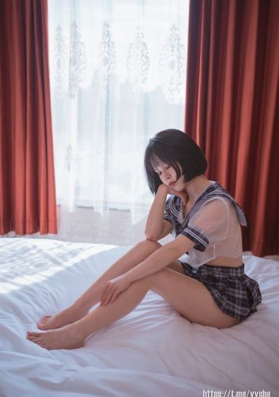 熟妇的滚烫的肉唇翻进翻出-预告片日韩免费观看